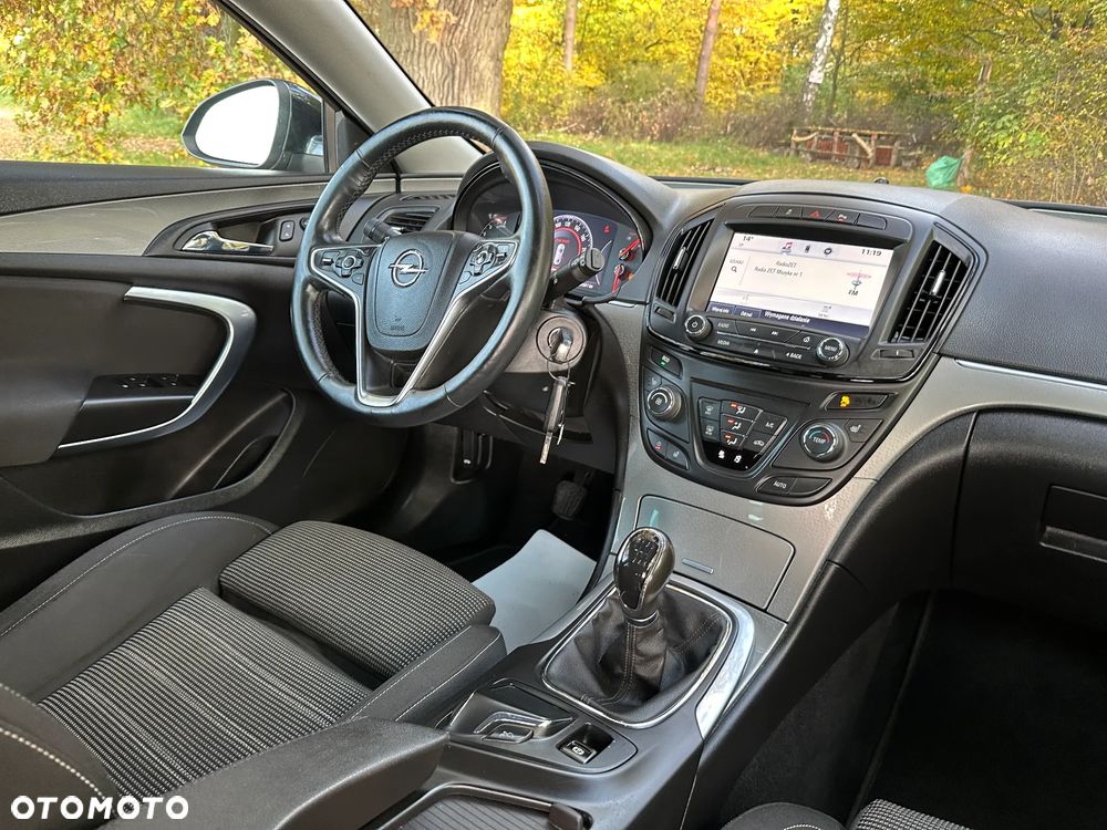 Opel Insignia 1.4 T Cosmo S&S - 25