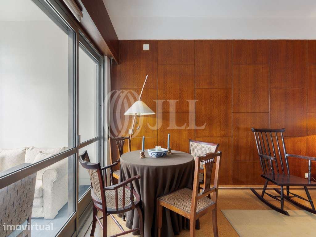 Apartamento T0, estúdio para remodelar, em Cascais - Grande imagem: 5/18