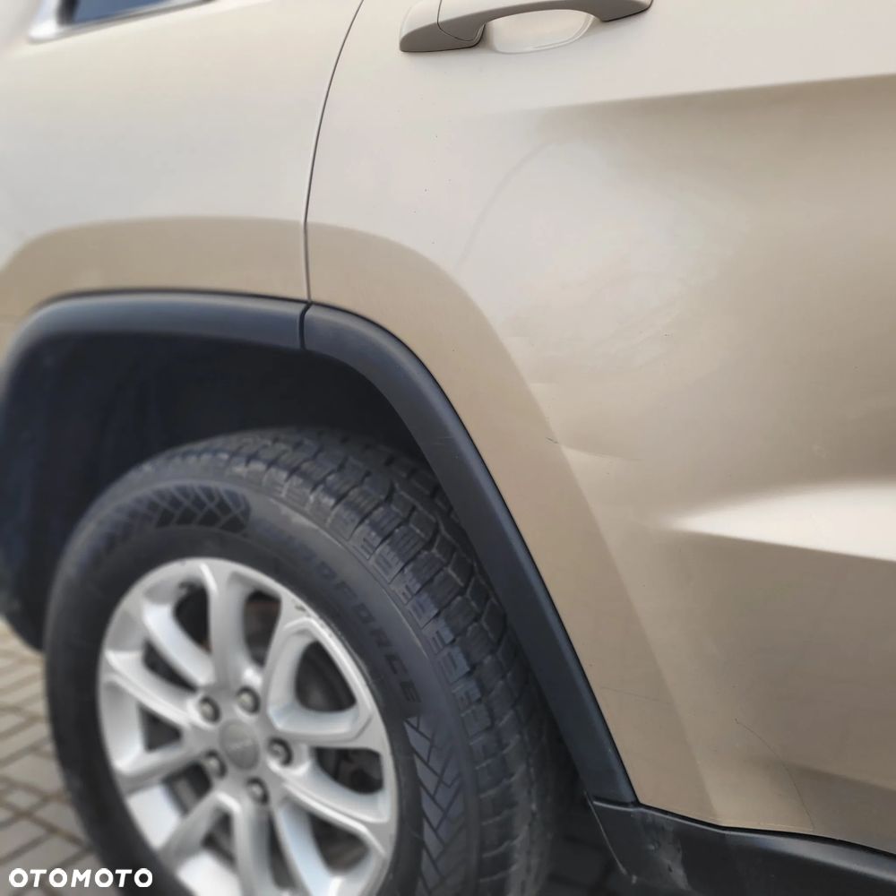 Jeep Grand Cherokee 3.7 4x2 Laredo - 6