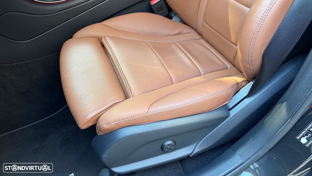 Mercedes-Benz GLC 300 de 4Matic 9G-TRONIC AMG Line - 53