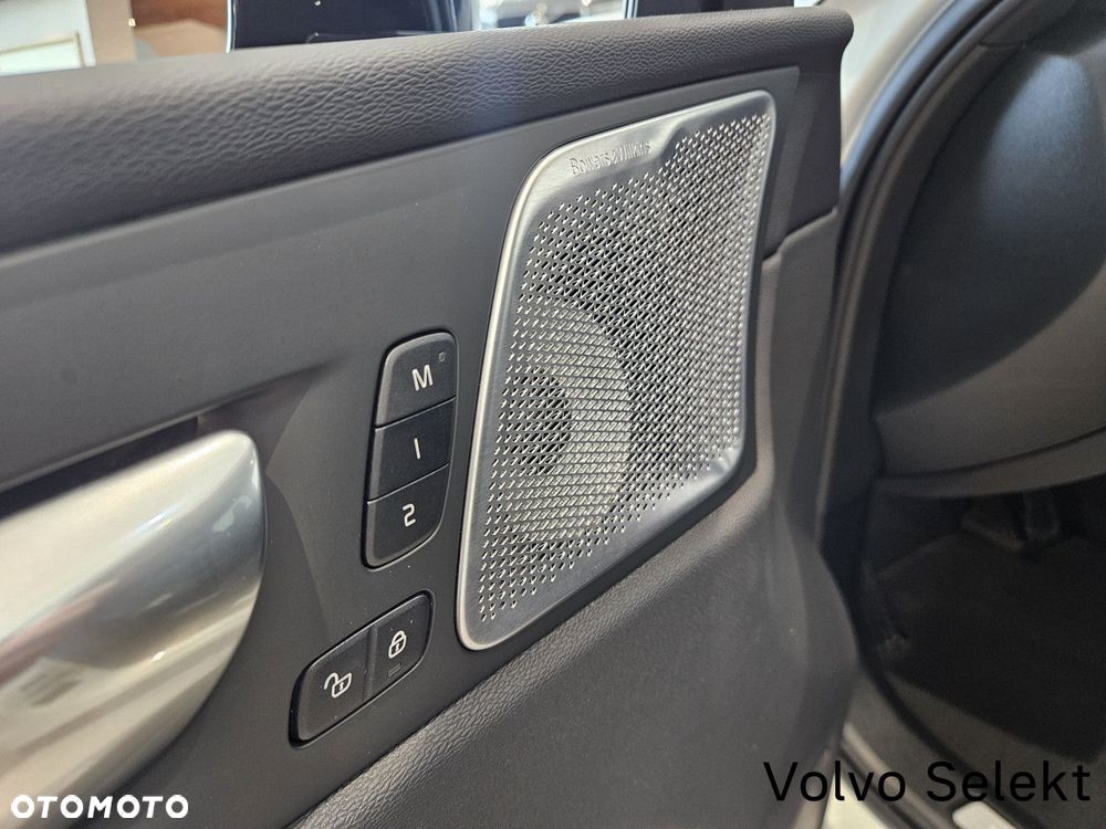 Volvo XC 60 - 38