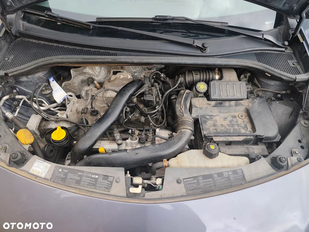 Renault Clio 1.2 16V TCE Luxe - 33