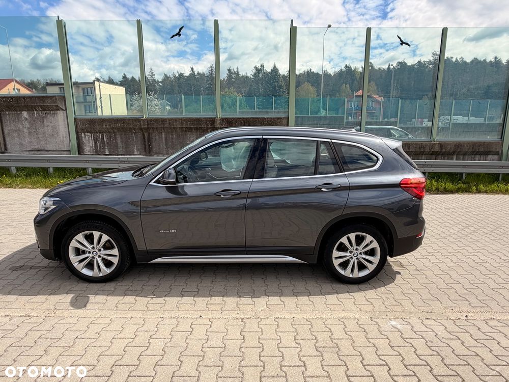 BMW X1 sDrive18i xLine - 8