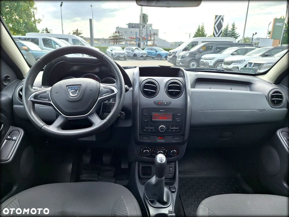 Dacia Duster 1.6 SCe Open S&S - 11