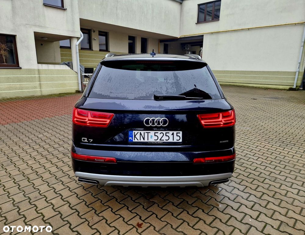 Audi Q7 - 14
