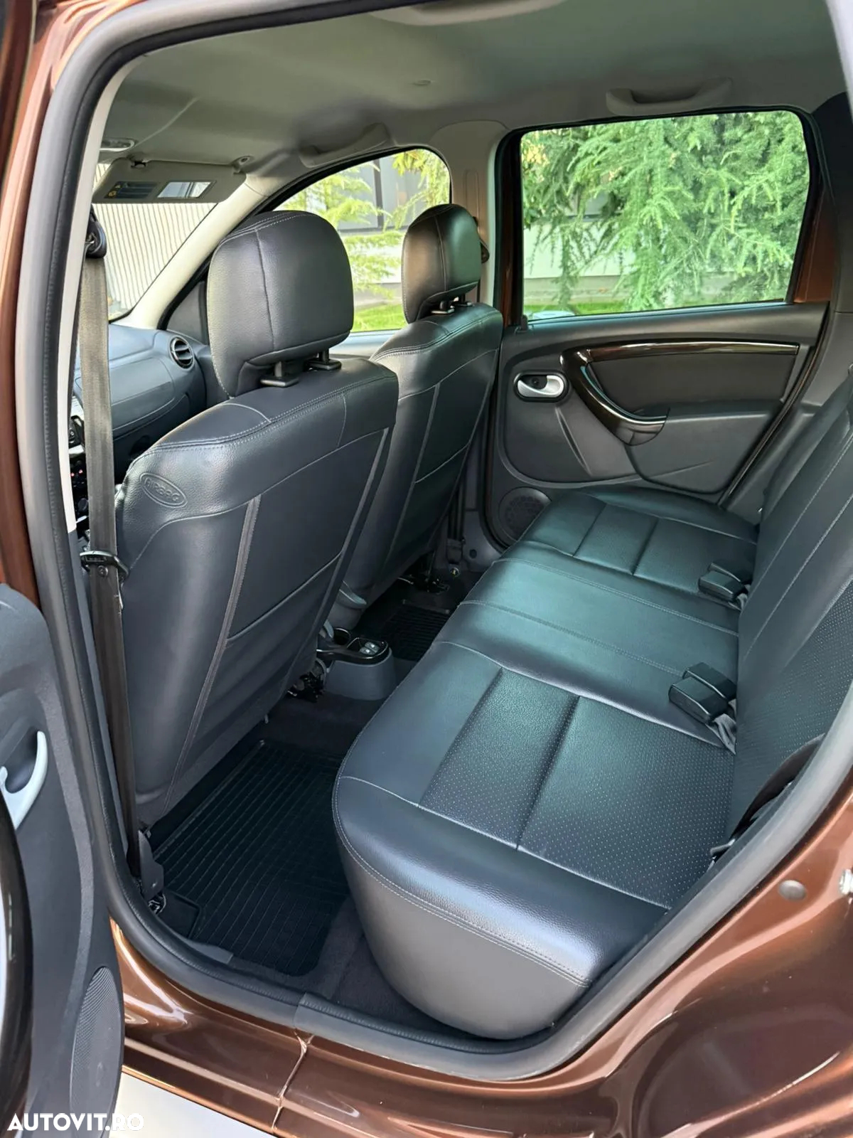 Dacia Duster 1.5 dCi 4x4 Laureate - 8