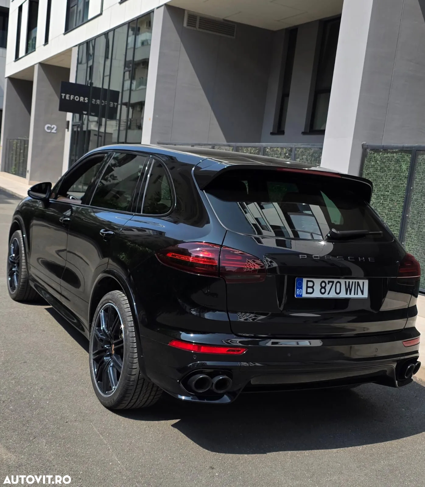 Porsche Cayenne 3.0 L - 2