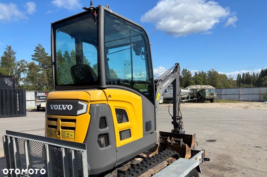 Volvo EC18D Minikoparka , na przyczepie , 2017 - 4