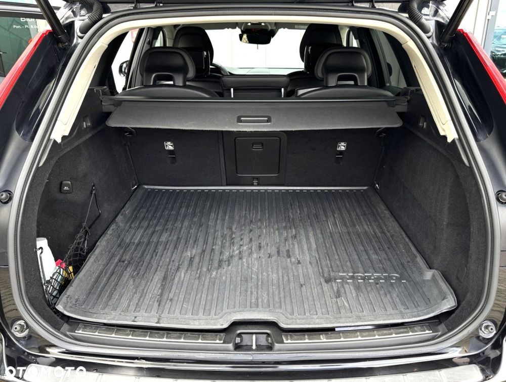 Volvo XC 60 - 25