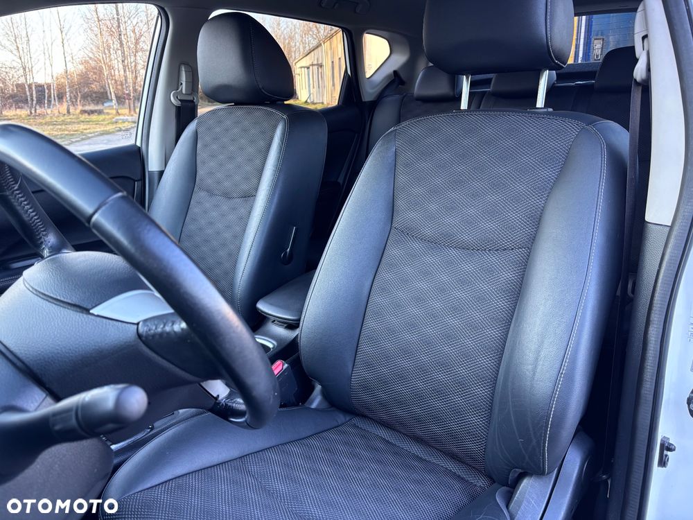 Nissan Pulsar 1.2 DIG-T Tekna - 11