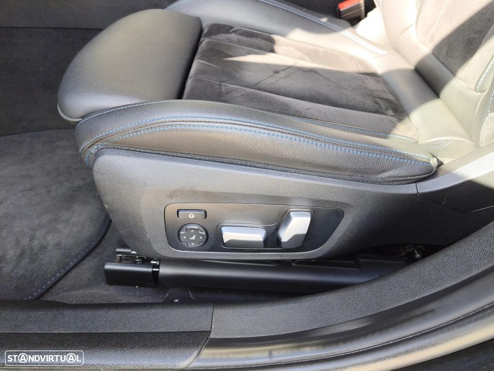 BMW 320 e Pack Desportivo M Auto - 24