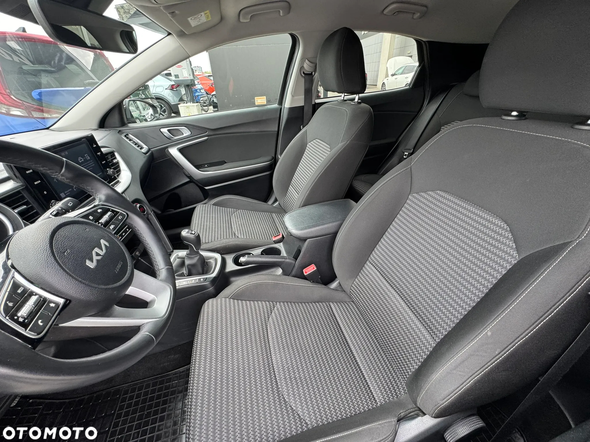 Kia XCeed 1.5 T-GDI M - 11