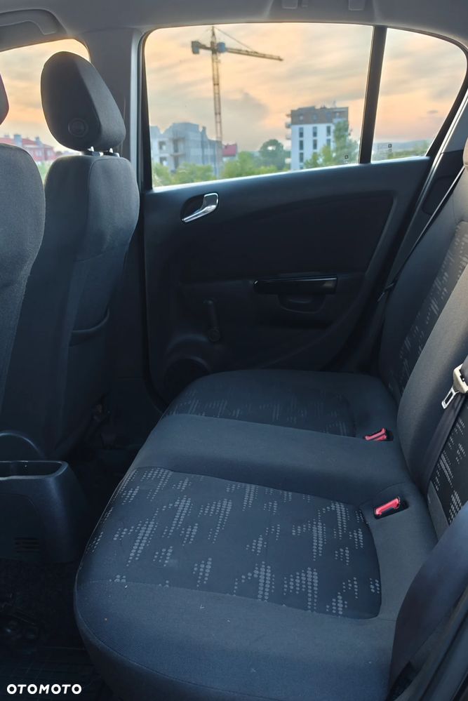 Opel Corsa - 20