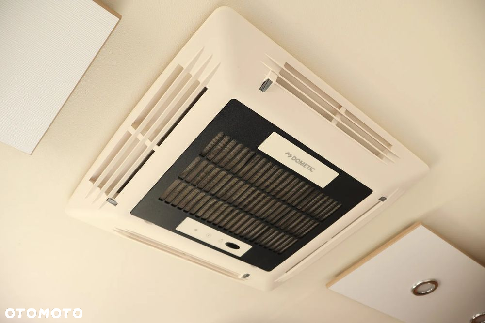 Burstner IXEO - 21