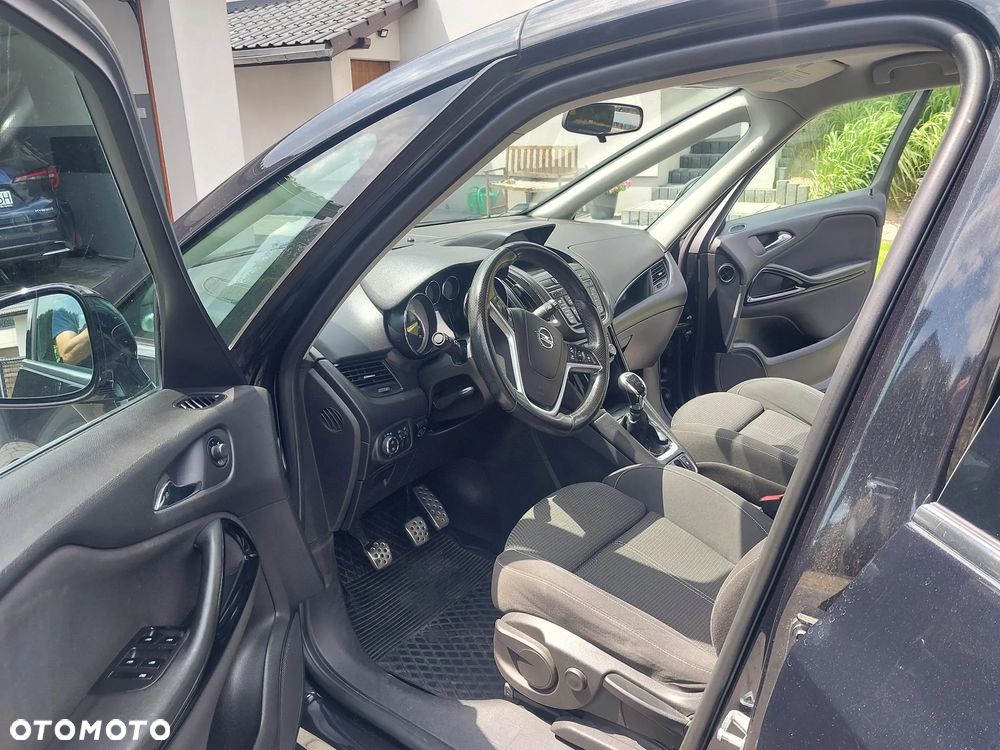 Opel Zafira - 5