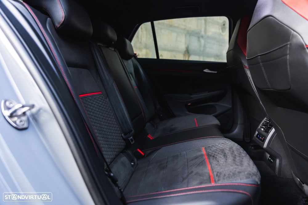 VW Golf 2.0 TSI OPF DSG GTI Clubsport - 23