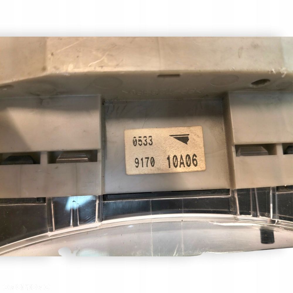 LICZNIK ZEGARY Toyota Aygo 107 C1 1.0 12V Benzyna 282 639km europa - 2