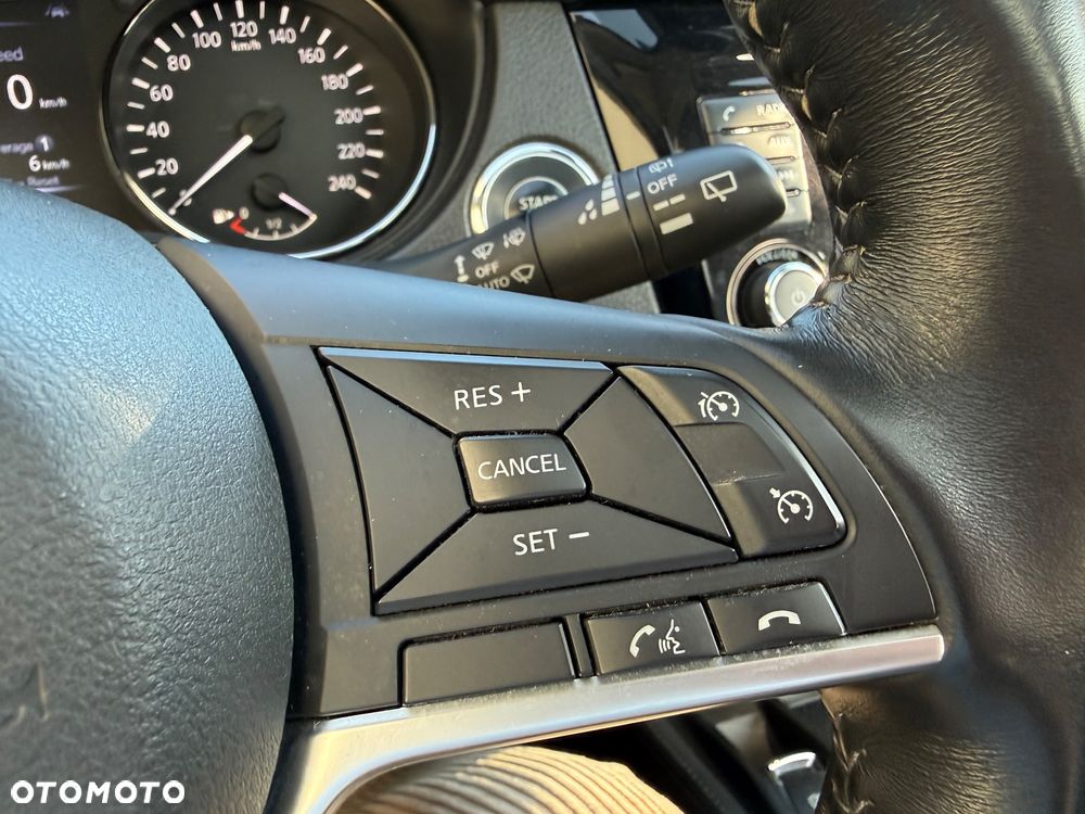 Nissan X-Trail 1.3 DIG-T Tekna 2WD DCT - 29