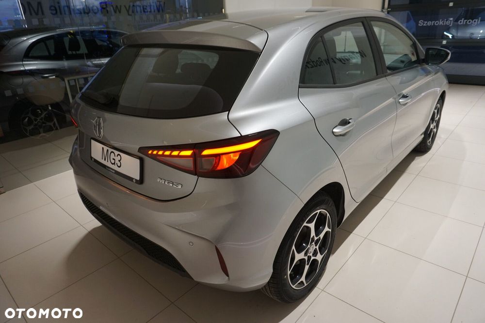 MG MG3 - 16