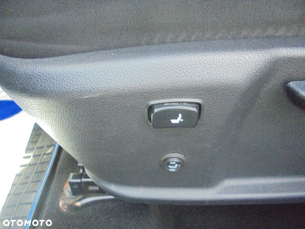 Kia Ceed 1.6 GDI Edition 7 - 10