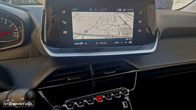 Peugeot 208 1.2 PureTech Allure EAT8 - 6