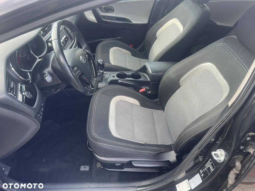 Kia Ceed 1.4 CVVT Edition 7 - 11