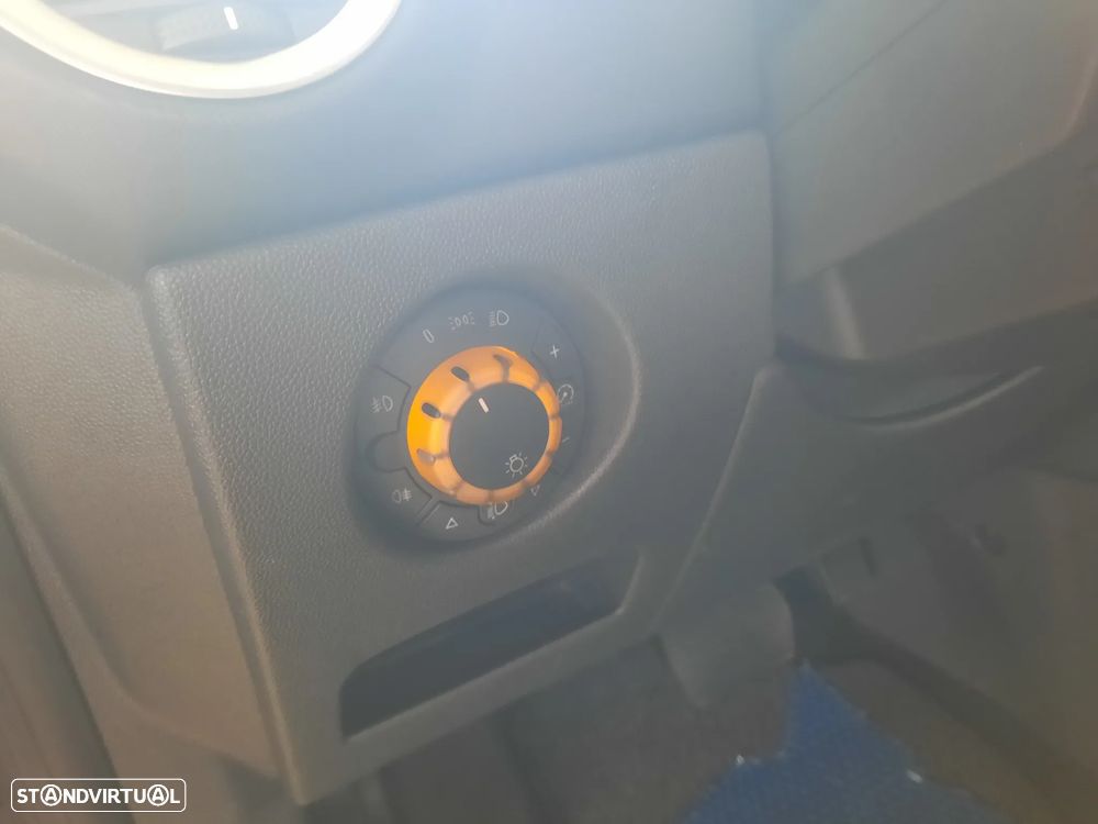 Opel Corsa 1.2 Cosmo Easytronic - 20