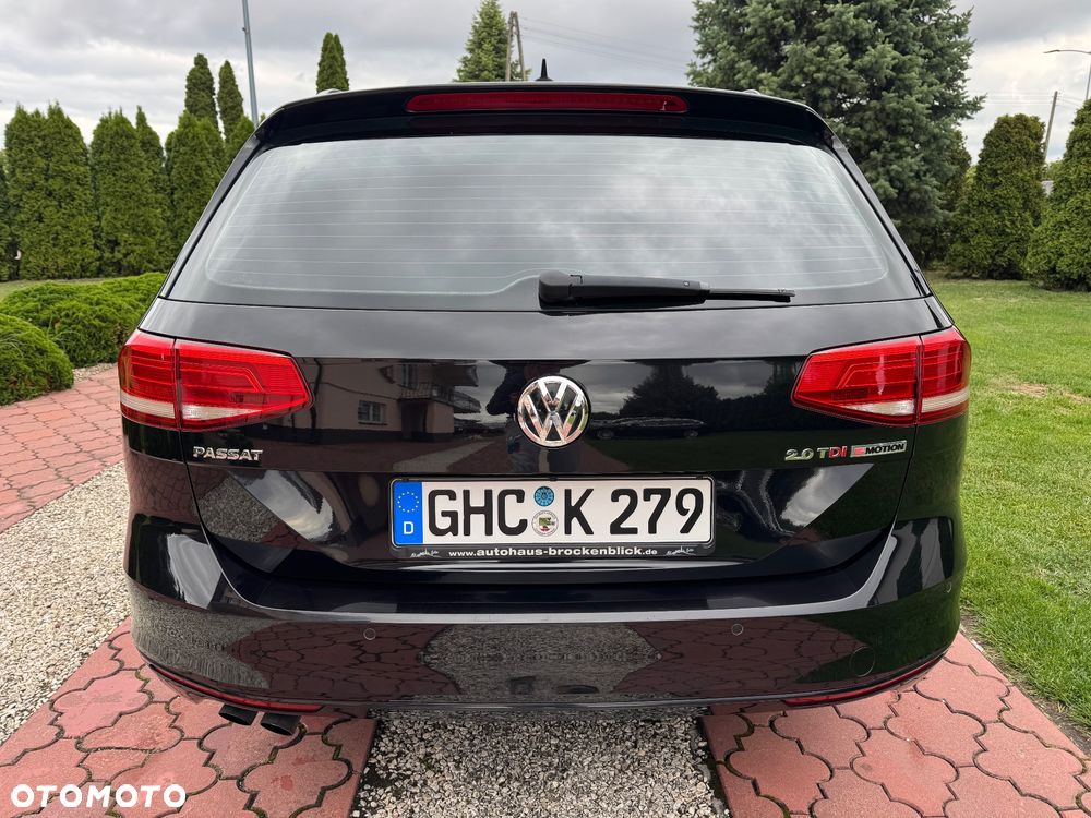 Volkswagen Passat 2.0 TDI SCR 4Mot DSG Highline - 9