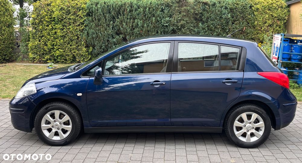 Nissan Tiida - 13