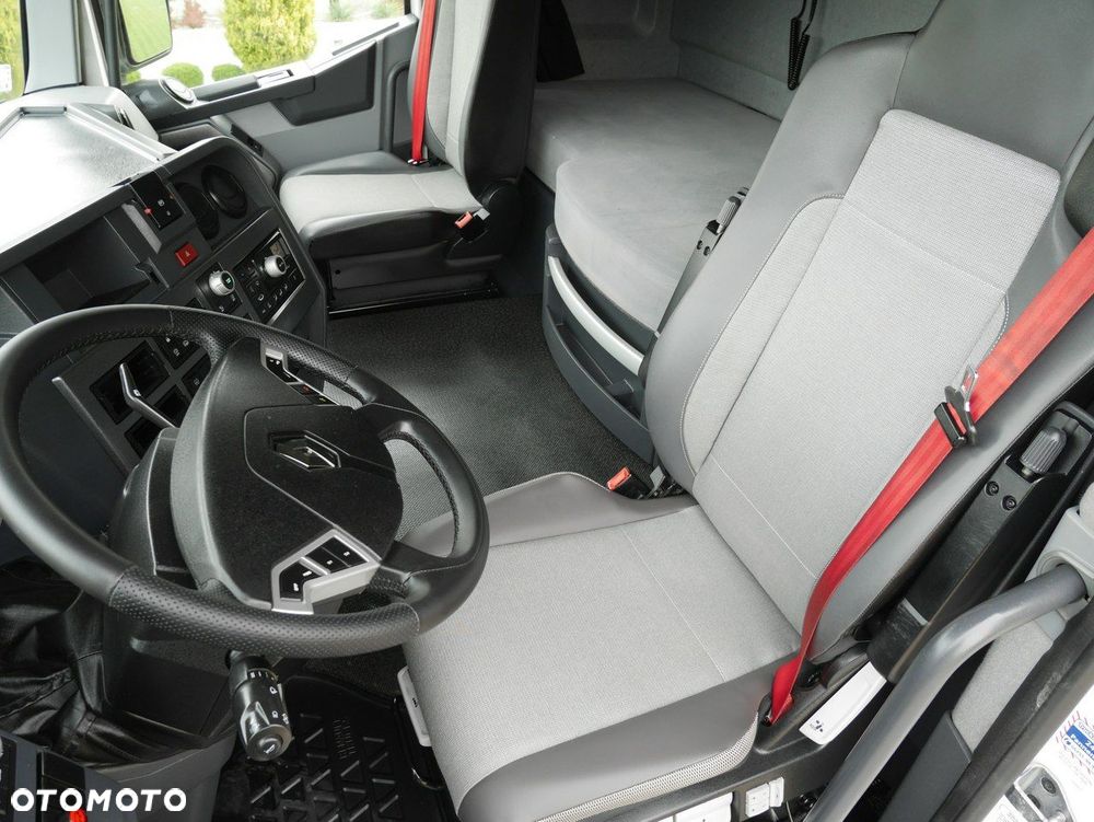 Renault T 440 / 13 L / Standard - 21
