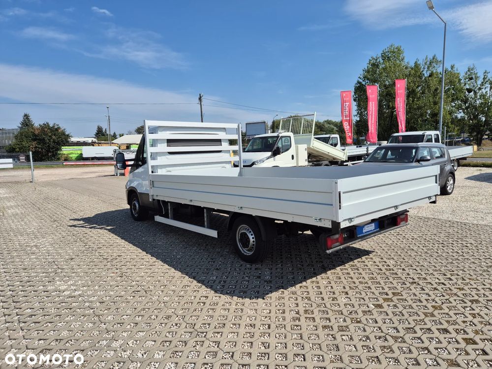 Iveco Daily 35S16, nowa skrzynia 4,40 x 2,30m, klimatyzacja - 7