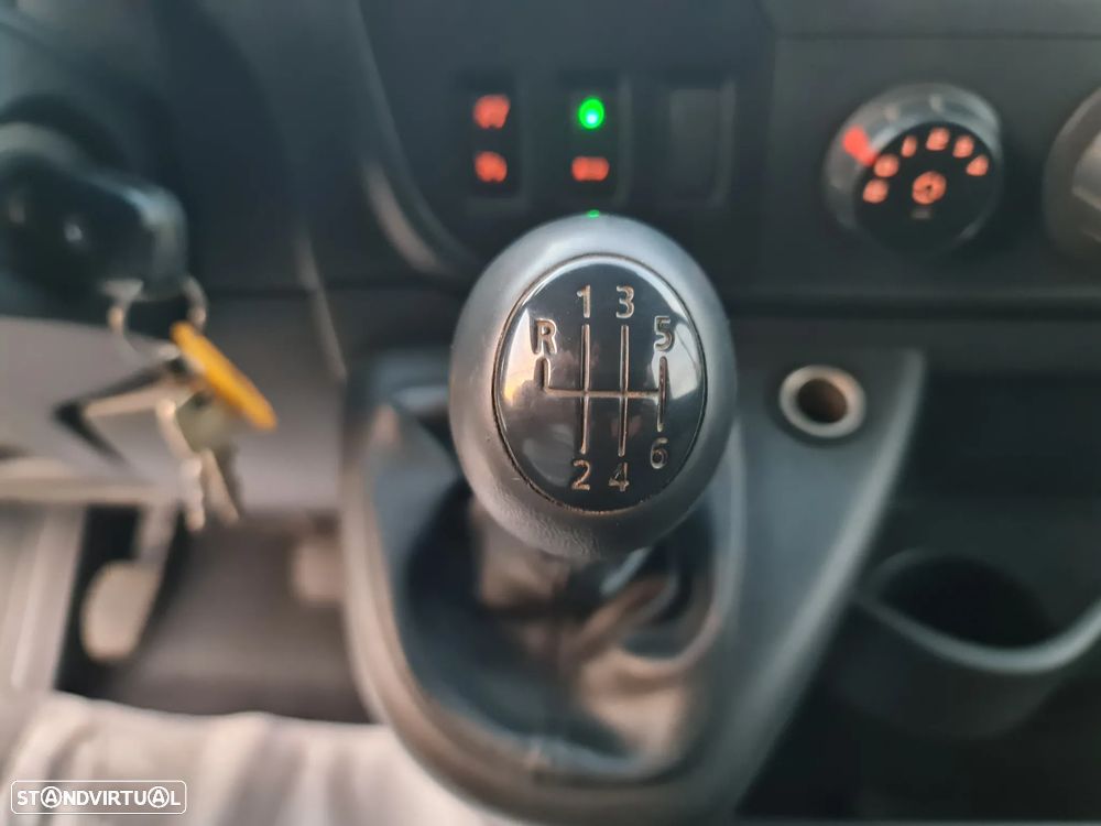 Renault Master 2.3Dci L1H1 *Ac/ Sensores/ com IVA DEDUTÍVEL - 28