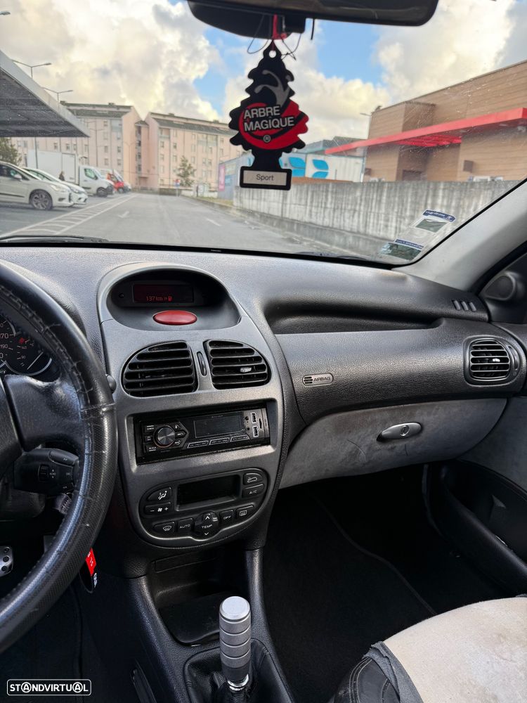 Peugeot 206 1.6 HDi S16 - 8
