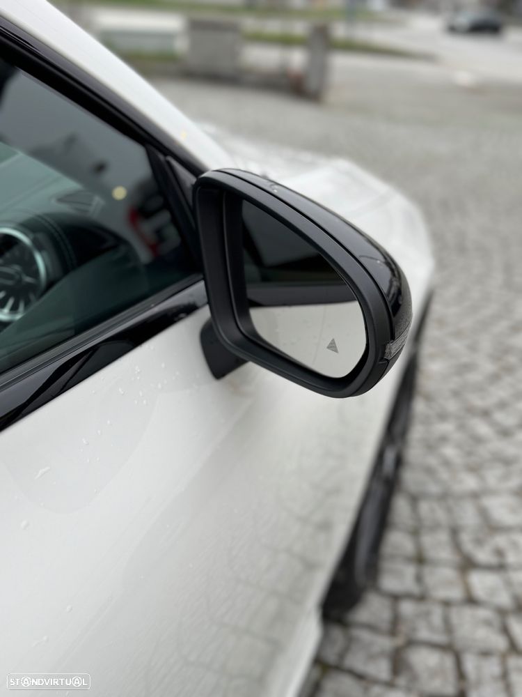 Mercedes-Benz CLA 250 e 8G-DCT AMG Line - 9