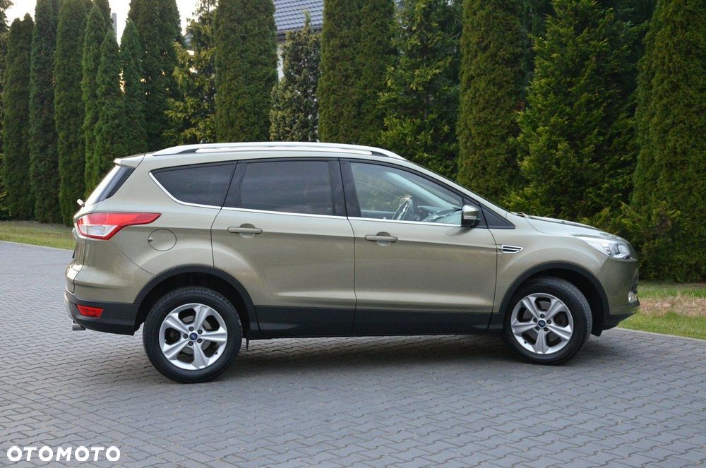 Ford Kuga - 25