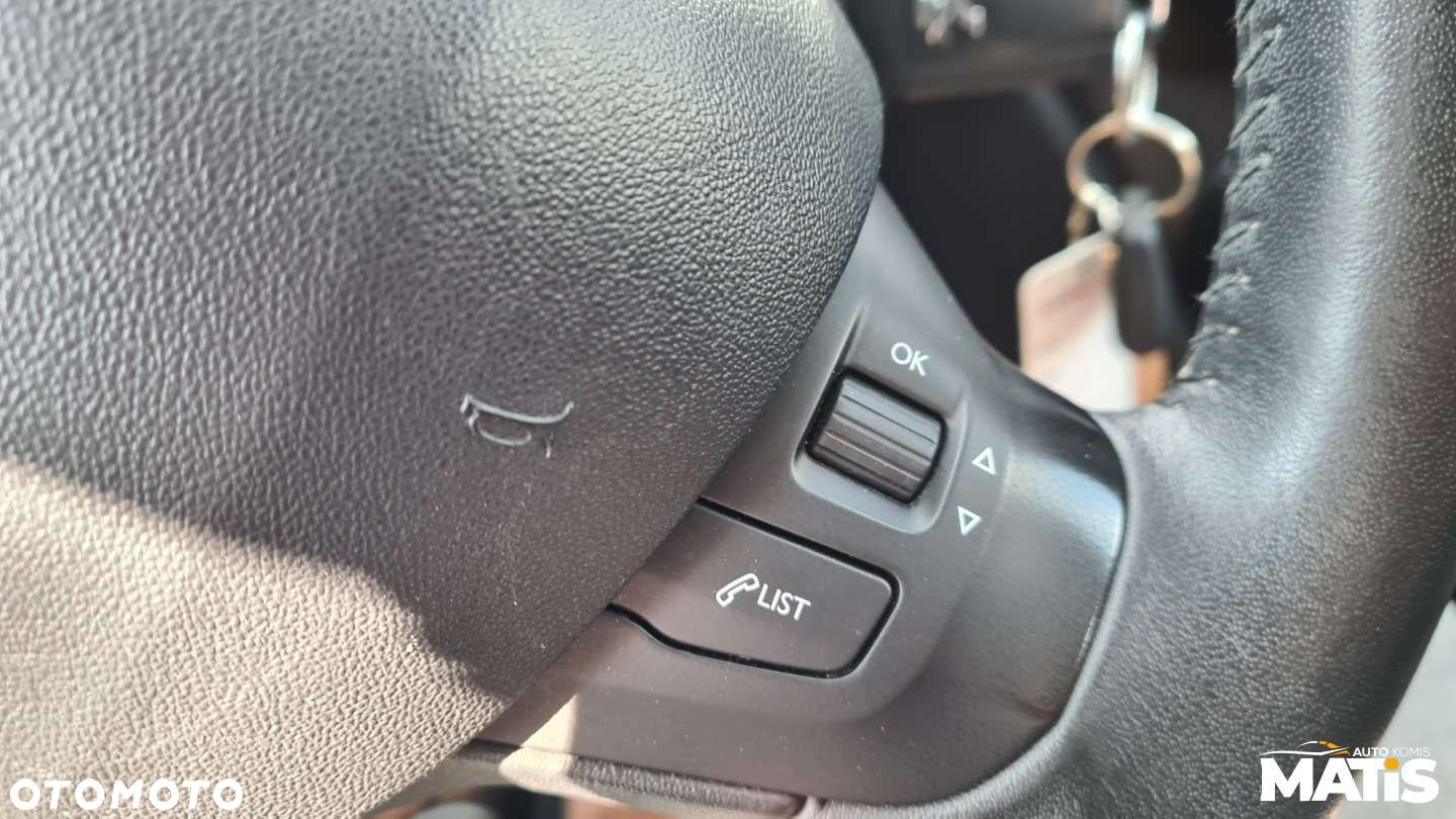 Peugeot 2008 - 19
