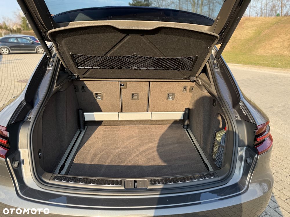 Porsche Macan - 8