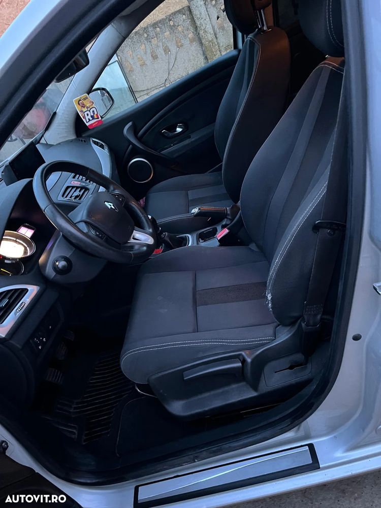 Renault Megane 1.5 dCi Dynamique - 9