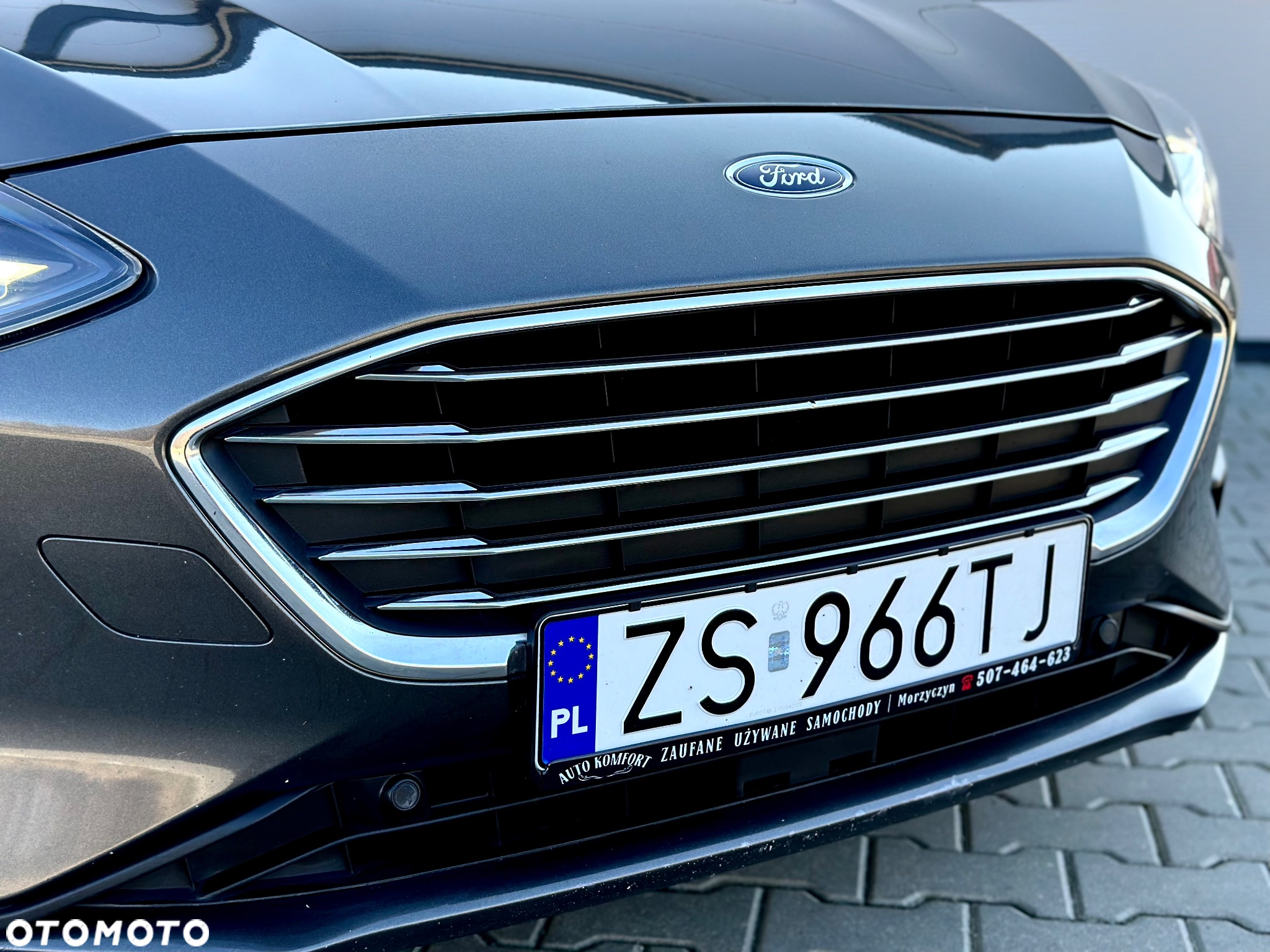 Ford Focus 2.0 EcoBlue Start-Stopp-System TITANIUM - 13