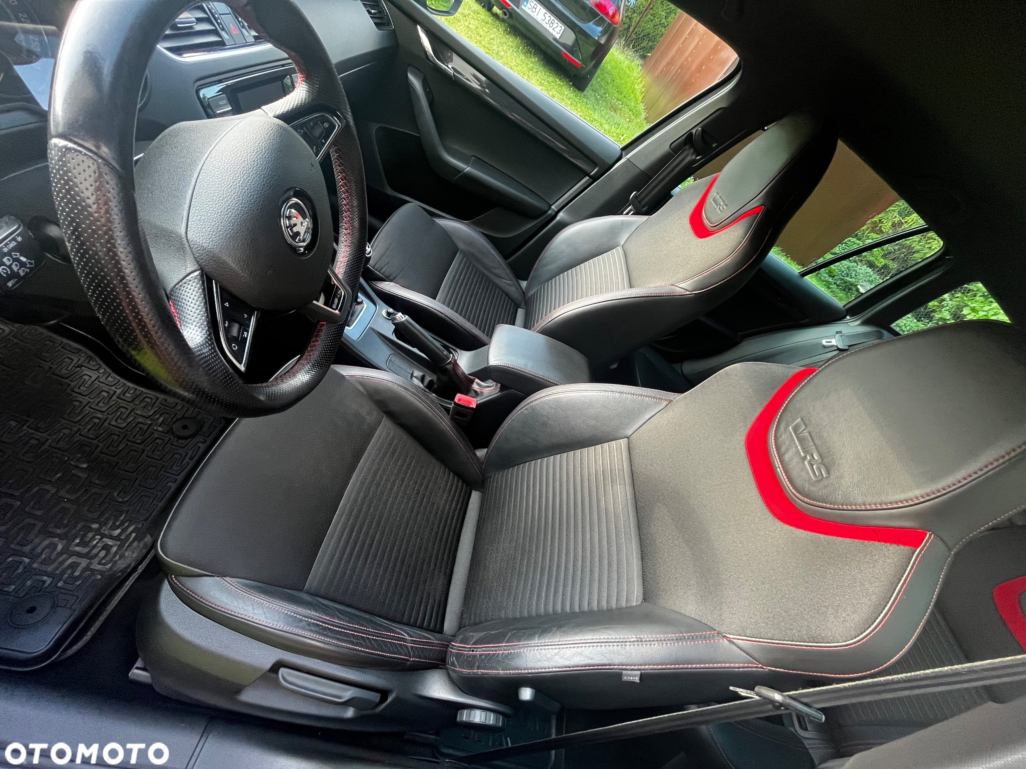 Skoda Octavia Combi 2.0 TDI RS - 21