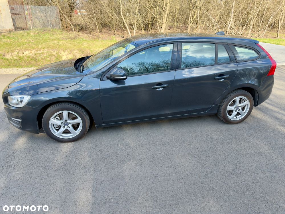Volvo V60 D2 Geartronic Powershift Summum - 3