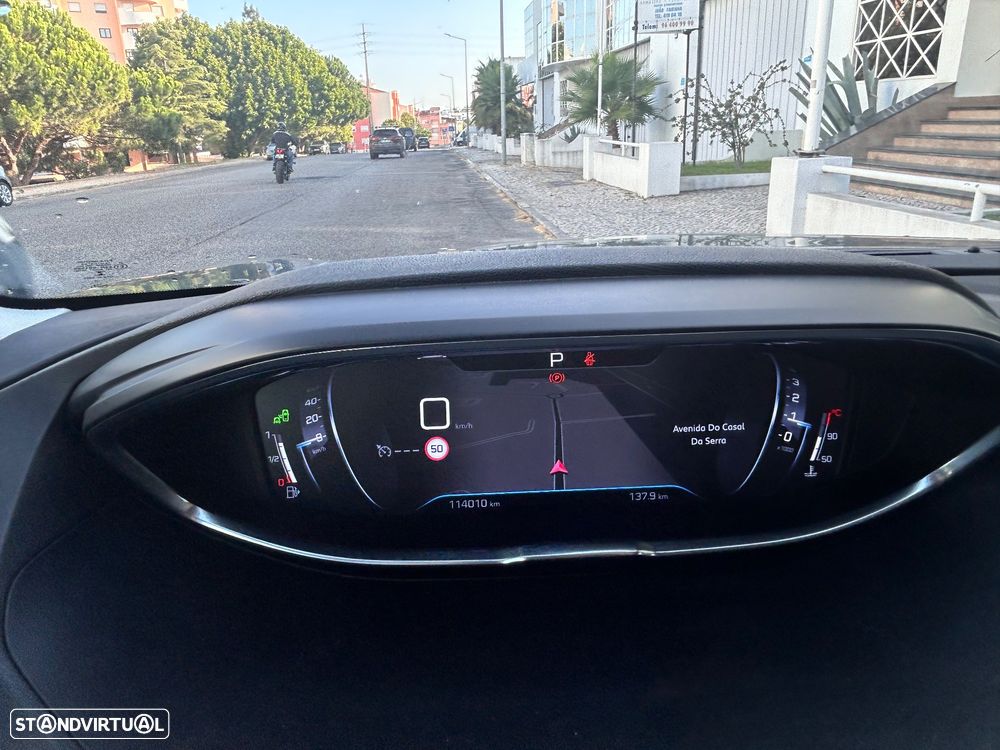 Peugeot 3008 PureTech 130 Stop & Start GPF EAT8 Allure - 12