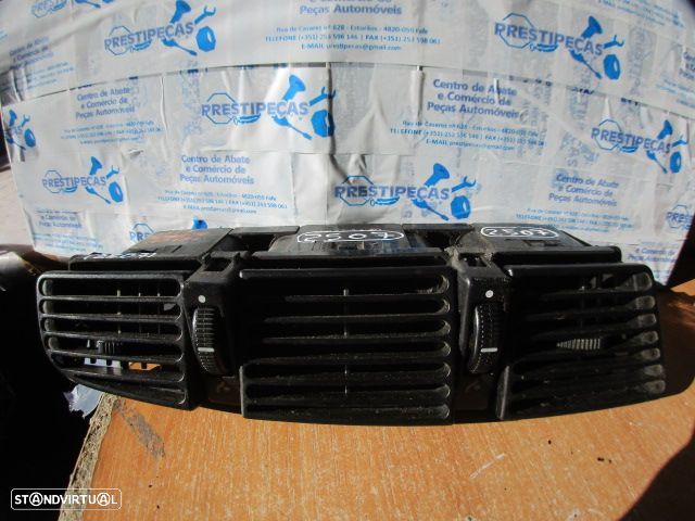 Grelha Friso A504222727 CITROEN JUMPER 1997 2.5D 85CV 4P BRANCO MEIO GRE VENTILAÇÃO - 1
