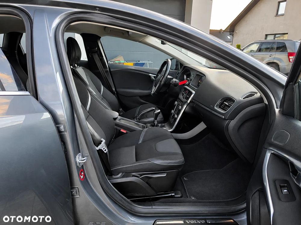 Volvo V40 D4 Drive-E Summum - 29