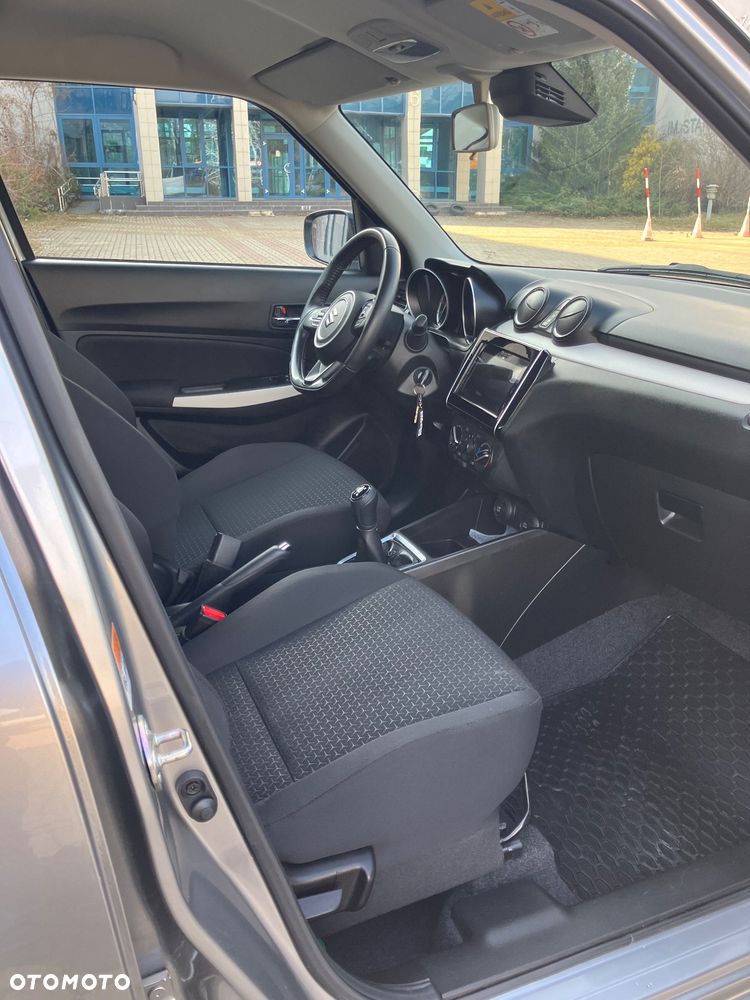 Suzuki Swift 1.2 Dualjet Hybrid Allgrip Comfort - 12