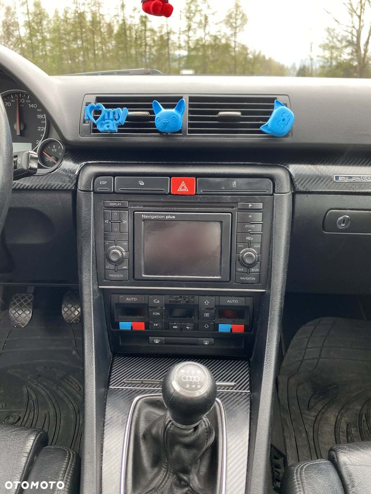 Audi A4 Limousine - 18