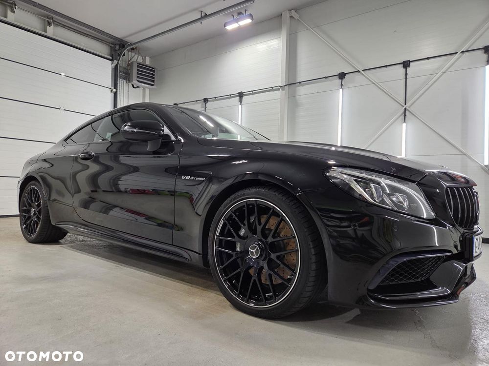 Mercedes-Benz Klasa C AMG 63 AMG Speedshift 7G-MCT - 4