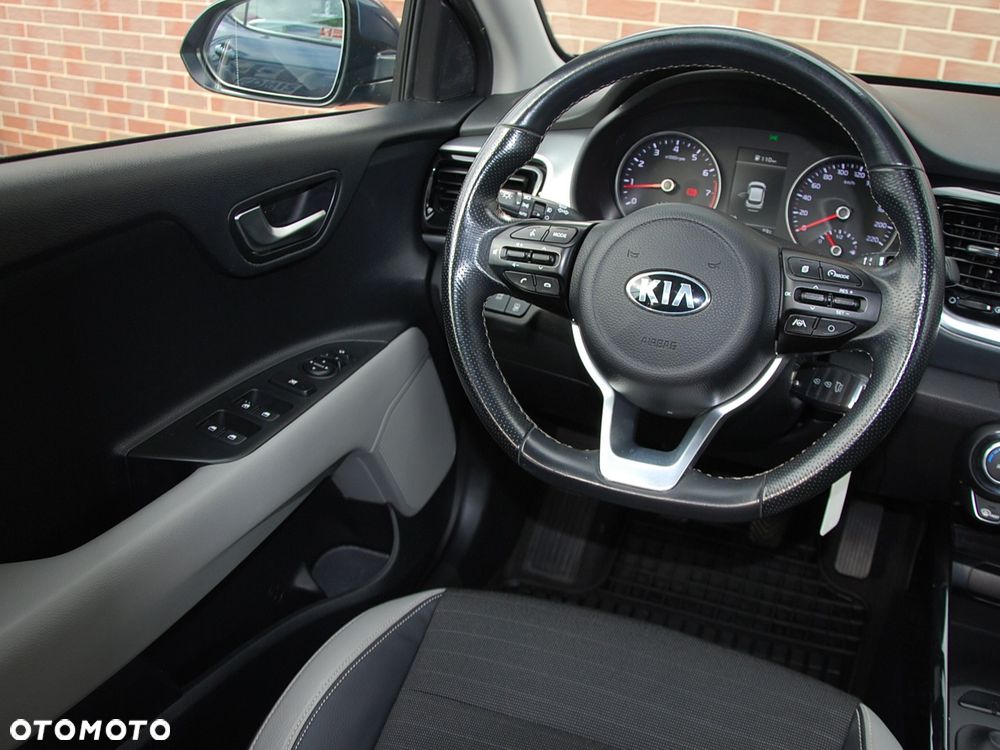 Kia Stonic 1.2 L - 28