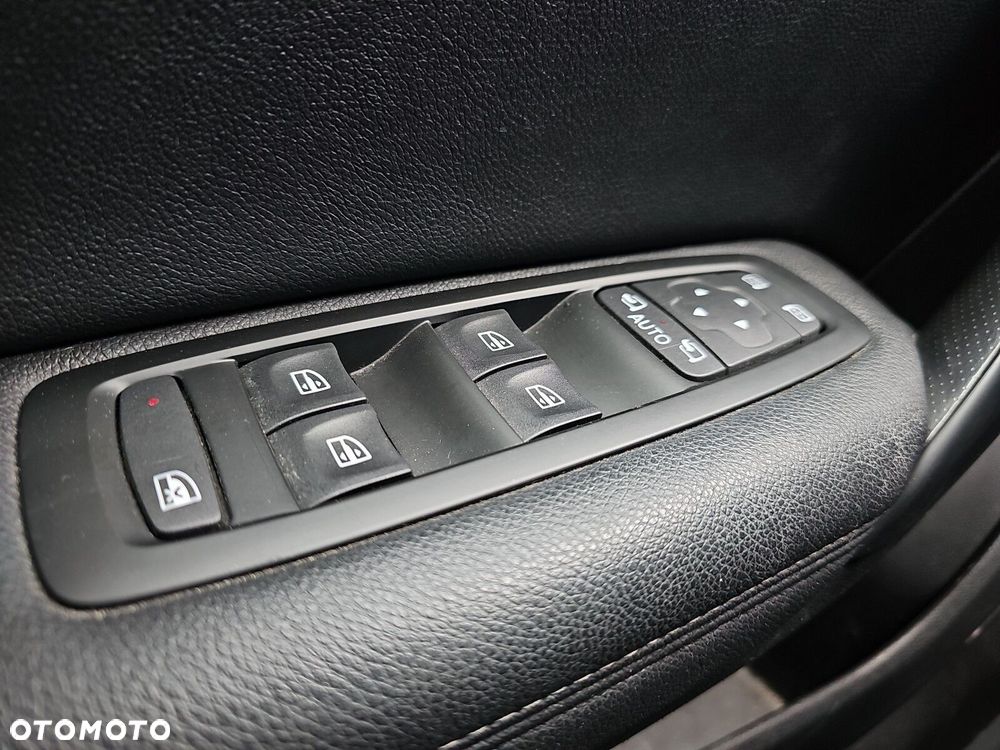 Renault Megane 1.3 TCe FAP Intens - 26