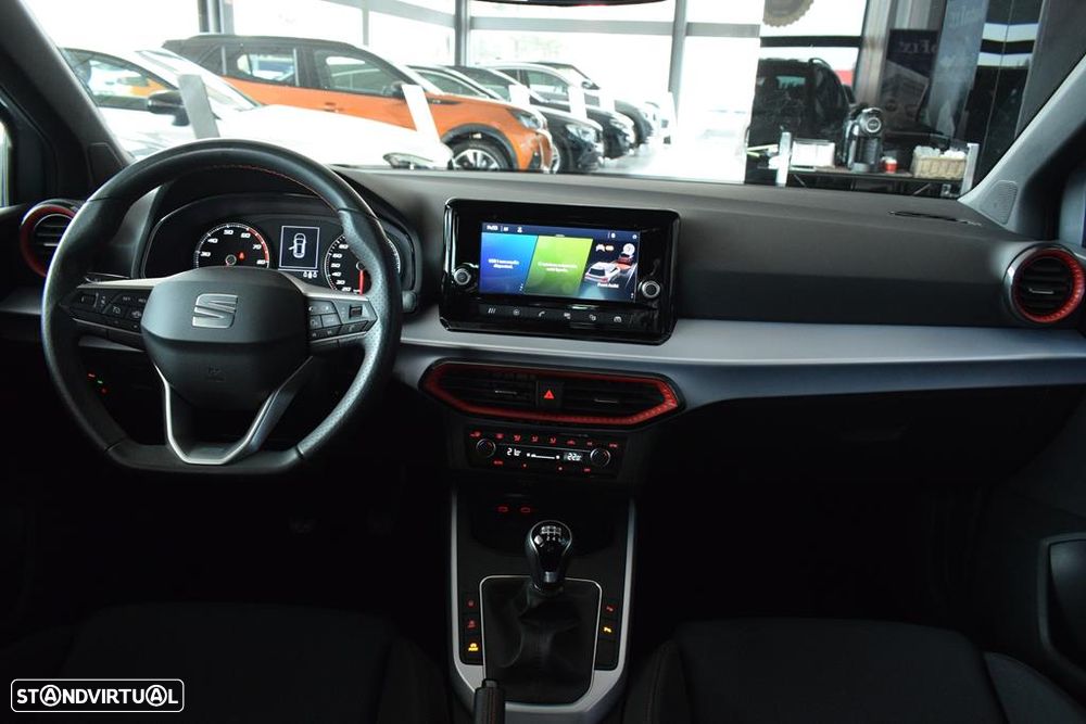 SEAT Arona 1.0 TSI FR - 31